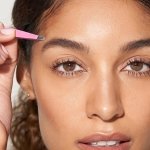 Tweezerman Exclusive Rose Tea Mini Slant Tweezer - Image 5